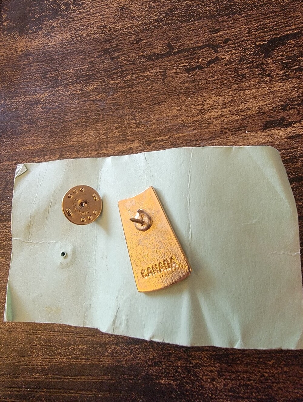 Vintage Saskatchewan Canada Souvenir Lapel Pin - Picture 3 of 4